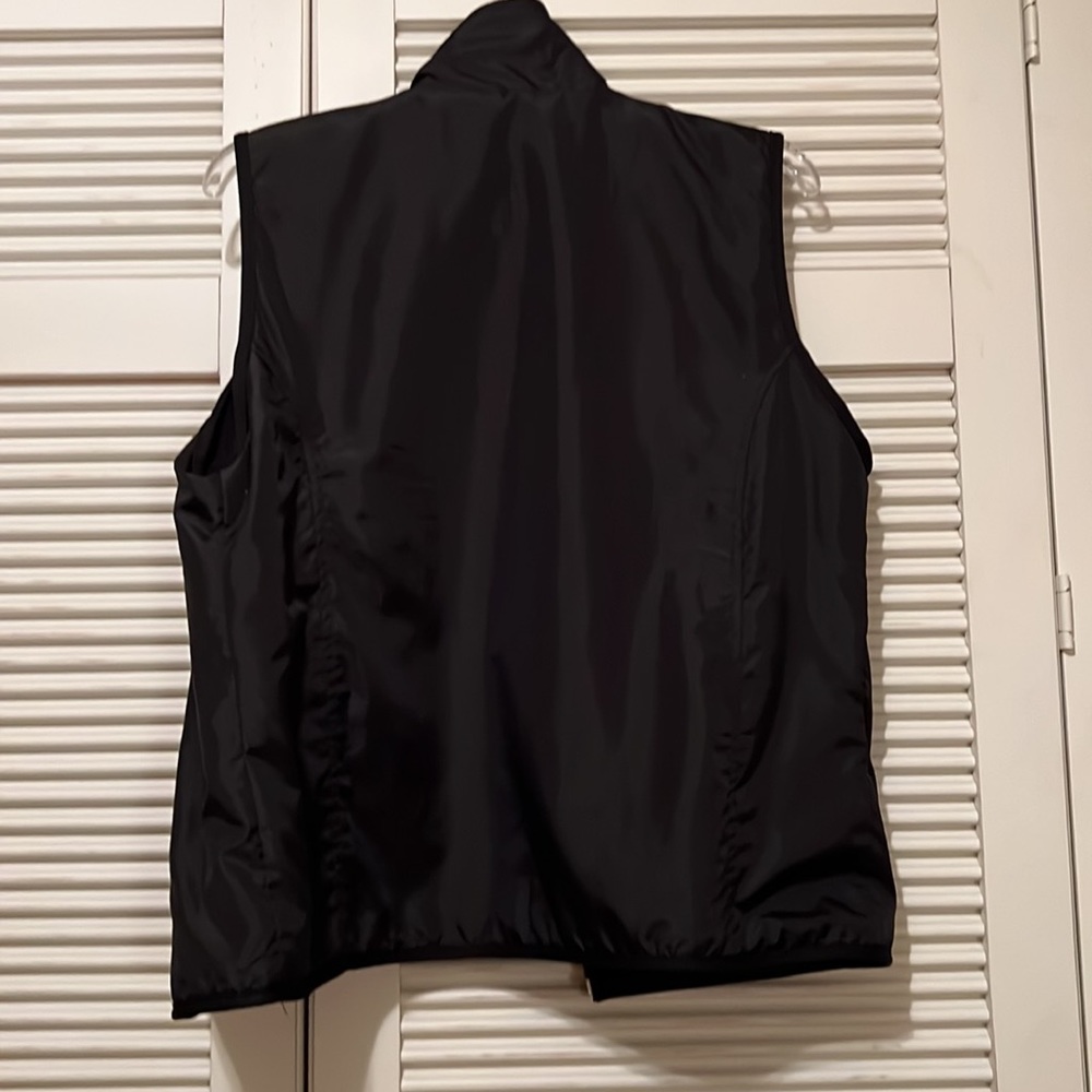 LAVON Reversible Zip Vest - Picture 7 of 9